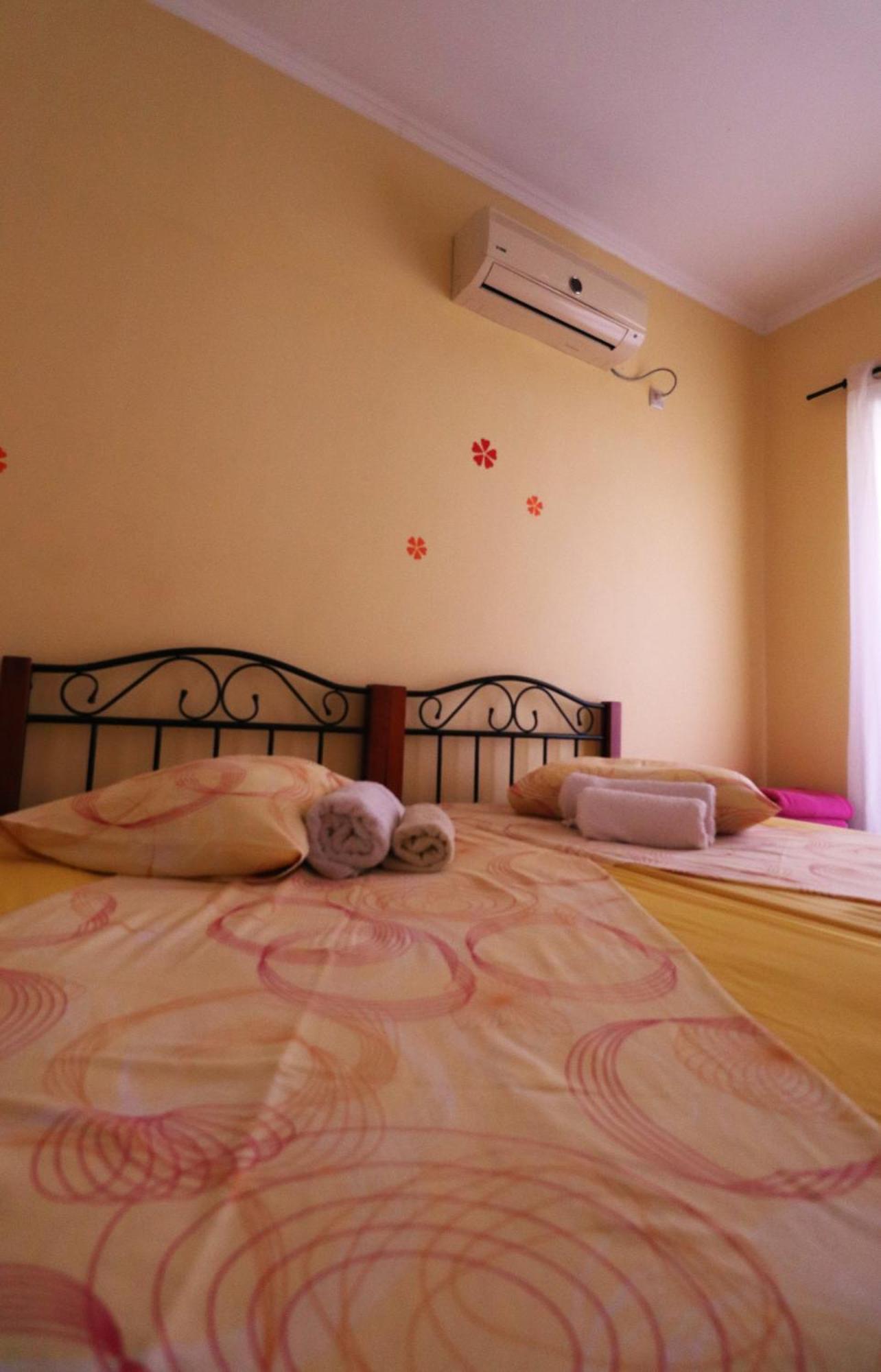 Villa Ladina Лигия Екстериор снимка